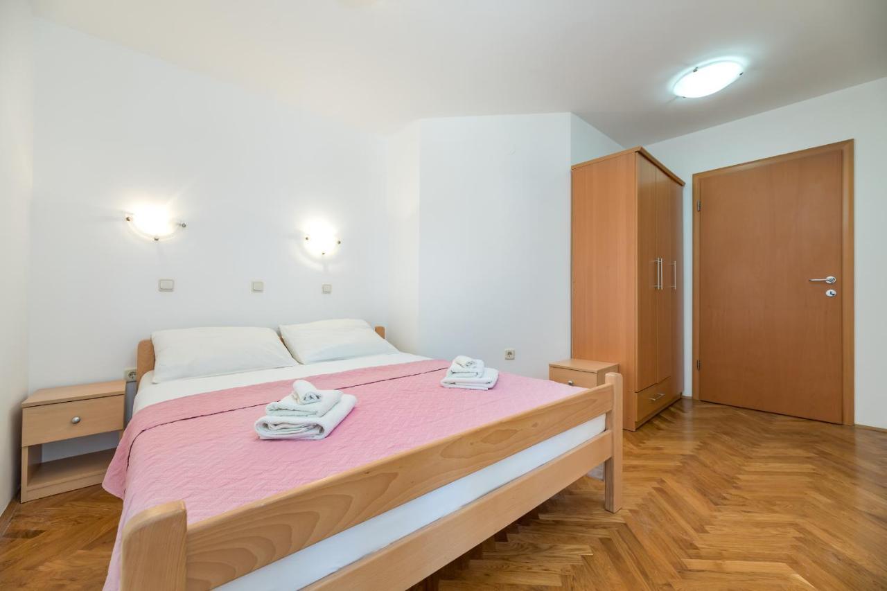 Apartments Melania & Antonia บัชกา ภายนอก รูปภาพ