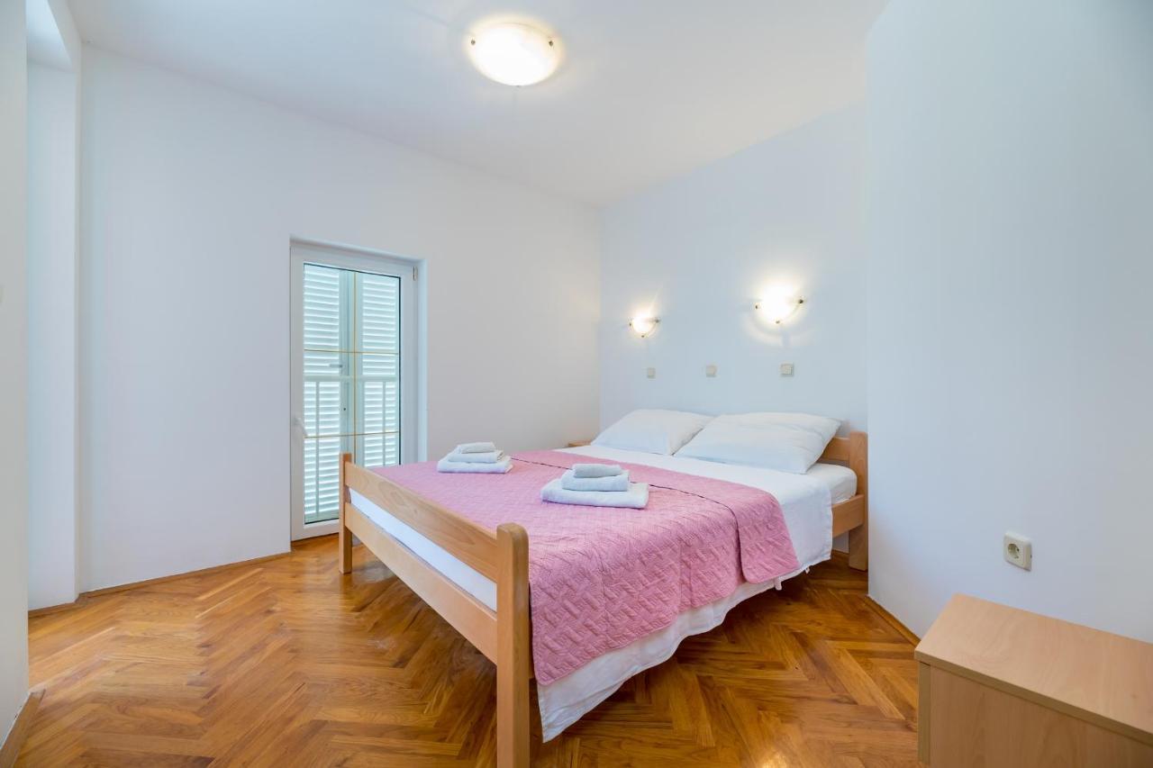 Apartments Melania & Antonia บัชกา ภายนอก รูปภาพ