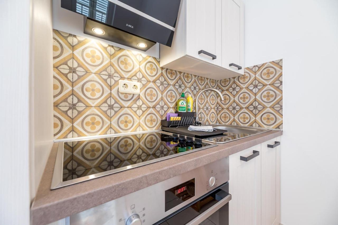 Apartments Melania & Antonia บัชกา ภายนอก รูปภาพ