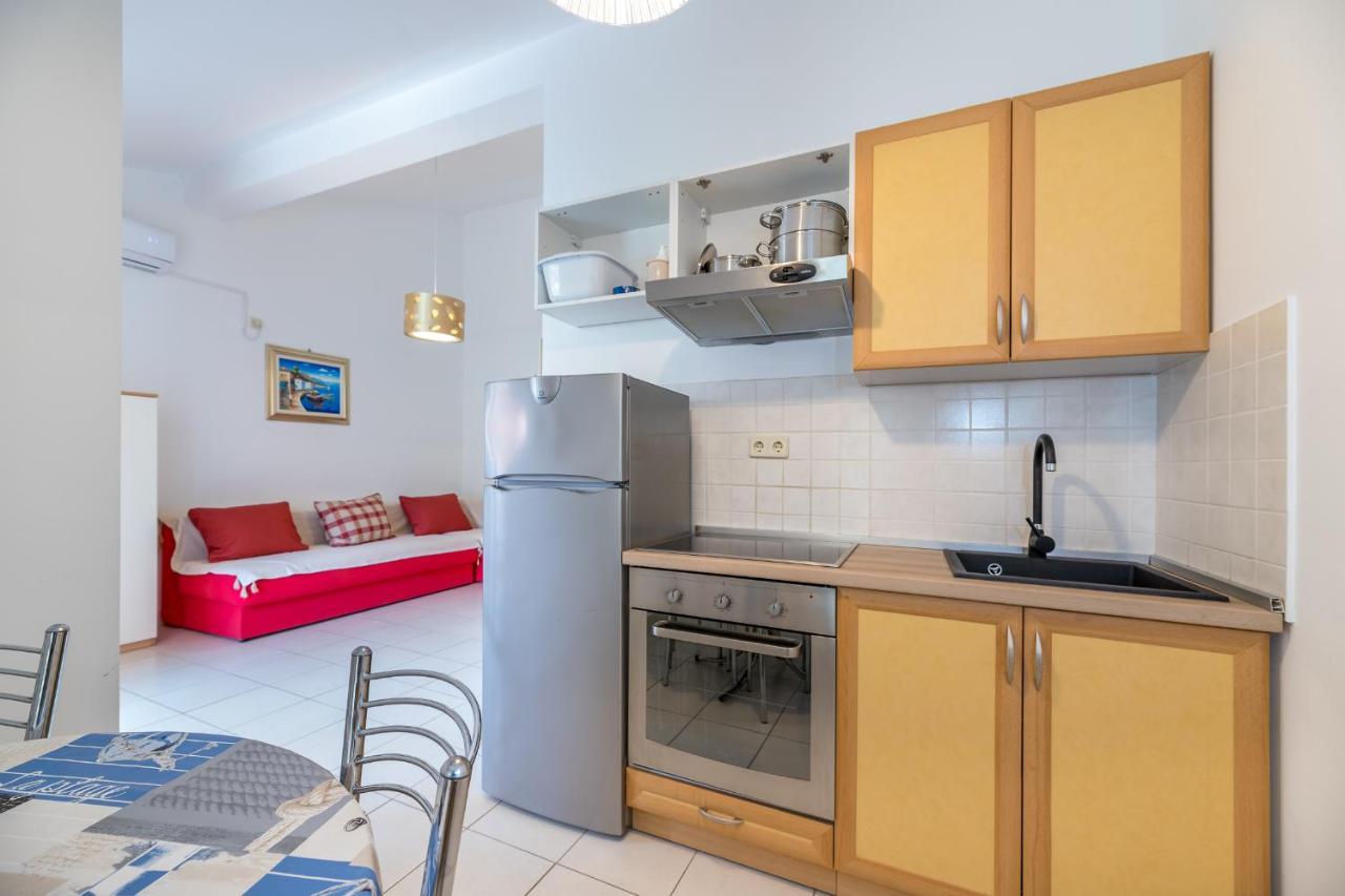Apartments Melania & Antonia บัชกา ภายนอก รูปภาพ